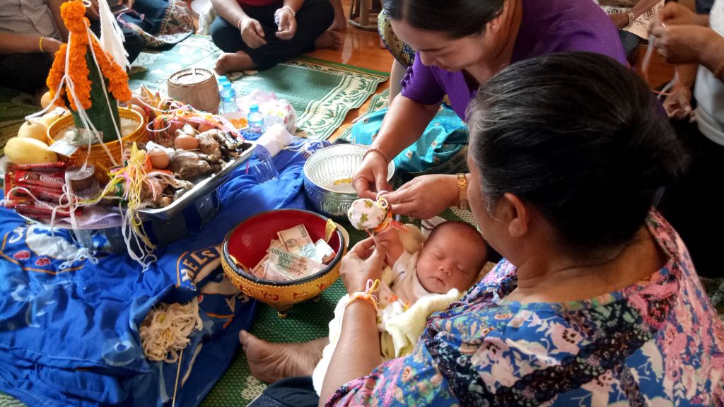 La cérémonie traditionnelle du Baci