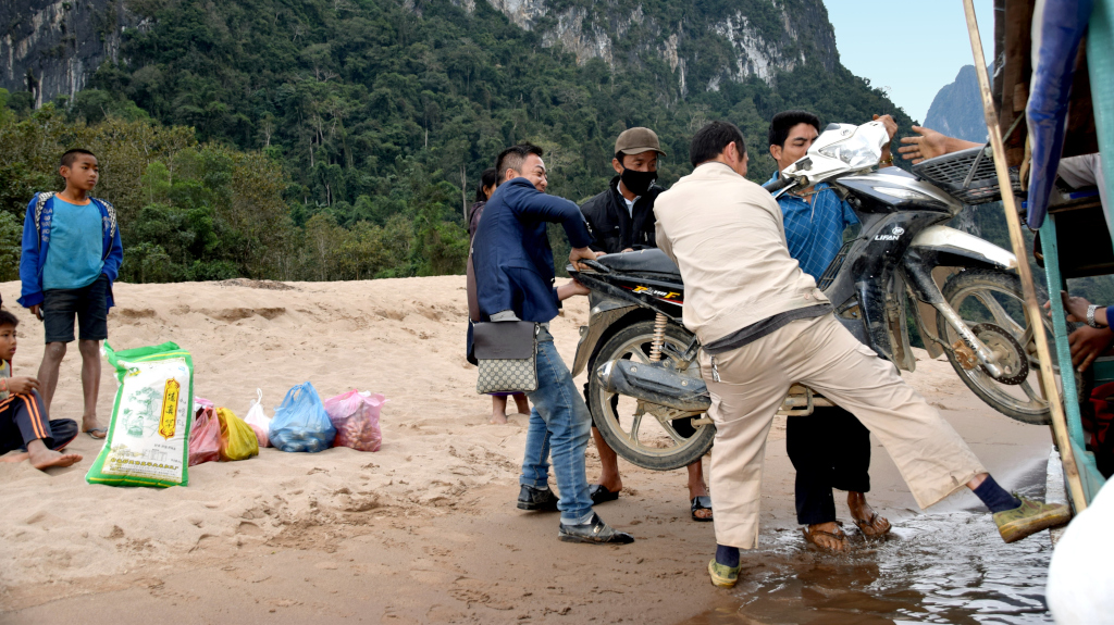 Notre engagement solidaire : l'action de proximité