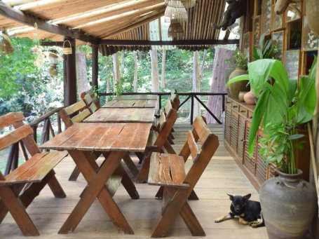 Hôtel de catégorie moyenne au Laos - MNKO