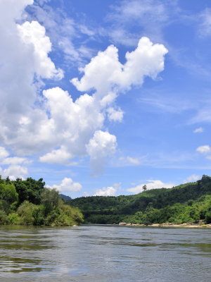 Hôtel de catégorie moyenne au Laos - MNKO