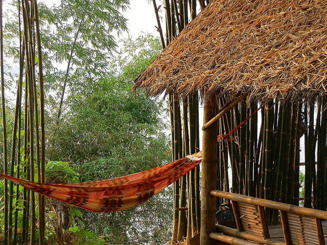 Hôtel de catégorie moyenne au Laos - MNNE