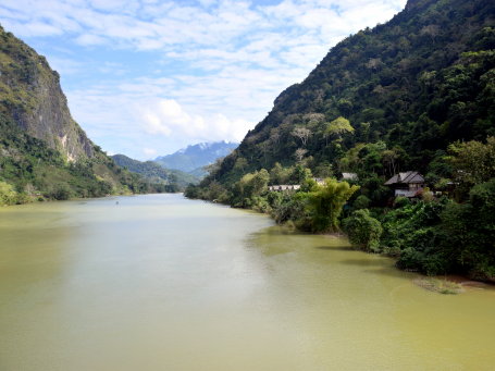 Hôtel de catégorie moyenne au Laos - mnwe