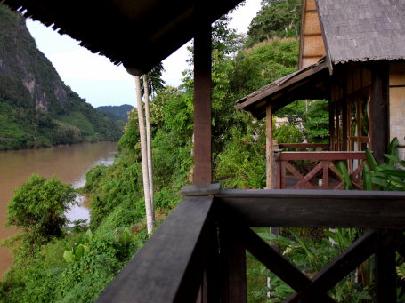 Hôtel de catégorie moyenne au Laos - mnwe