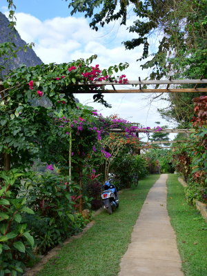 Hôtel de catégorie moyenne au Laos - mnwe