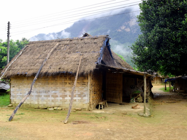 Villages et logements globe trotter au Laos - VHAK