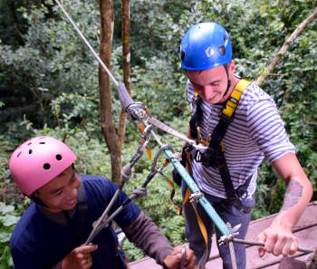 Zipline au Laos