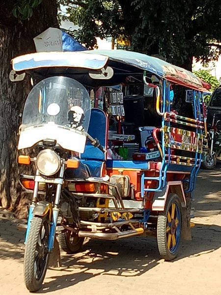 Tuktuk au Laos.